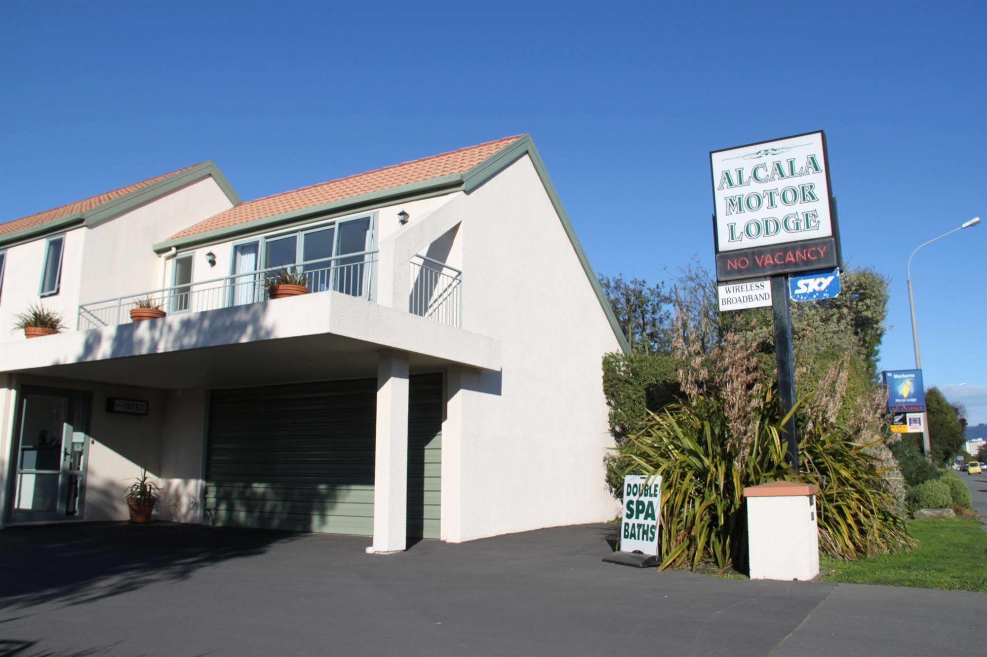 Alcala Motor Lodge Christchurch Exterior photo